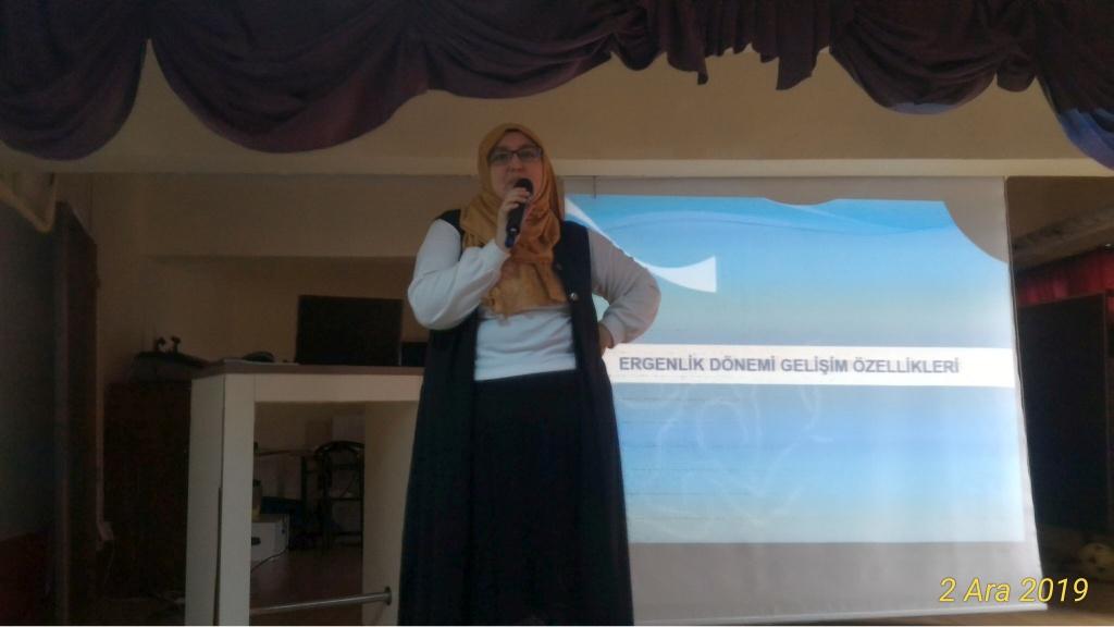 Ergenlik Dönemi Gelişim Özellikleri Semineri
