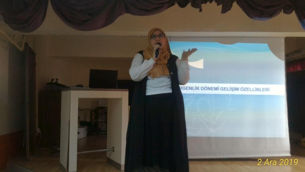 Ergenlik Dönemi Gelişim Özellikleri Semineri